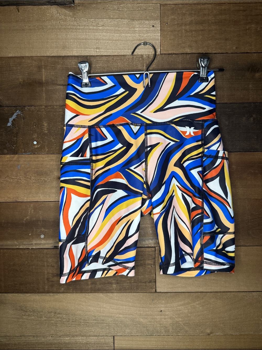 Hurley Multicolor women’s biker Shorts - Blue, Orange & Yellow Abstract
